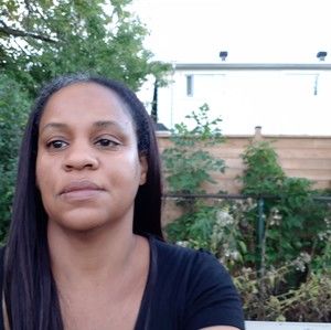 Meet your Posher, Carine